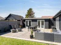 "Elisabeta" - 60m from the Sea Hotels in Juelsminde