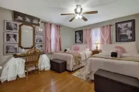 Marilyn House Iconic Charm 3 Mins to Downtown