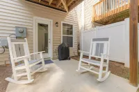 Kamp Koral - Walk to Umstead; 5 Mi. to Airport; Lenovo Center; 2 Kings; Quiet