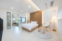 Gangneung Pool Villa Sol