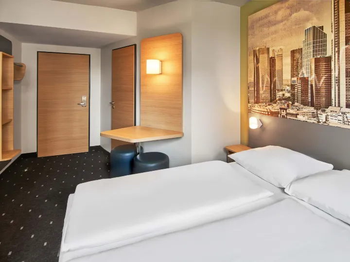 B&B HOTEL Frankfurt-West