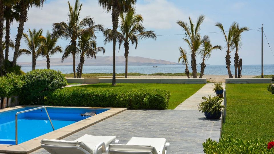 Modern 5Br House with Private Pool in Paracas