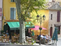 Holiday Home in Lorgues with Pool Hotels in Lorgues