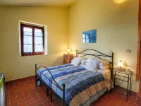 Holiday Home in Paciano near Lake Trasimeno
