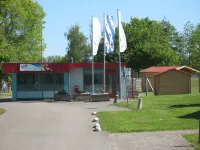 Cozy chalet in Tzummarum - Pools