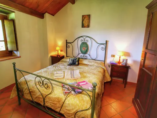 Charming Tuscan Farmhouse