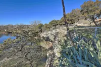 Granbury Getaway w/ Lake Views: 2 Mi to Downtown! - 3-Star
