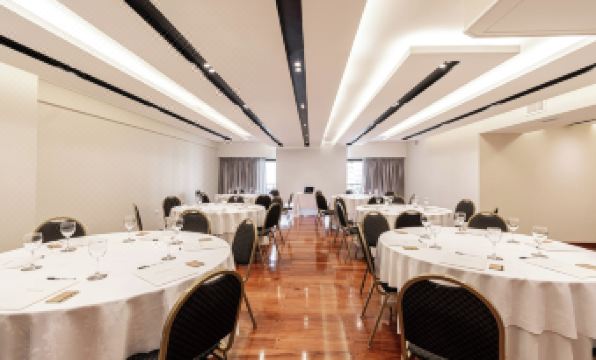 Feir's Park Hotel & Rooftop