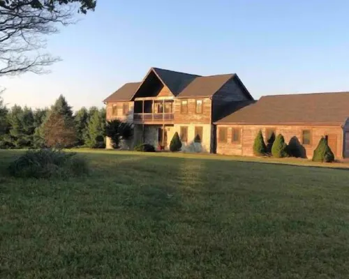 Country home, Beautiful country home with horses Hotels in Laurel Fork