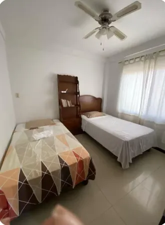 Cozy, secure and private suite Отели в г. Кантон Дауле