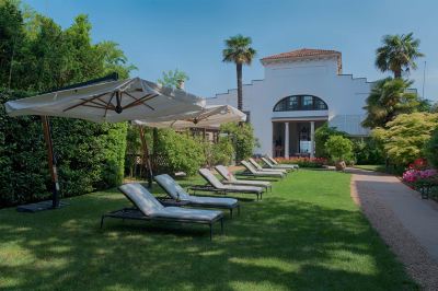 庭 グランド ホテル デイ ドージ ザ デェディカ アンソロジー オートグラフ コレクションの写真