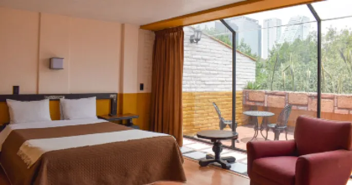 هوتل بينيديكتا Hotels near مكسيكو أرينا