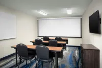 Fairfield Inn & Suites Albuquerque Airport - Airport Shuttle