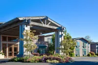 Holiday Inn Express & Suites CARPINTERIA by IHG - Pools