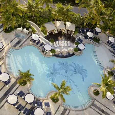 Loews Miami Beach Hotel Отели рядом с достопримечательностью «Фламинго Парк»