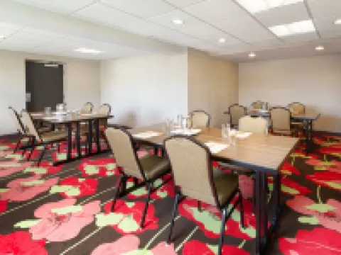 Hotel Indigo CLEVELAND-BEACHWOOD by IHG Hotels in Beachwood