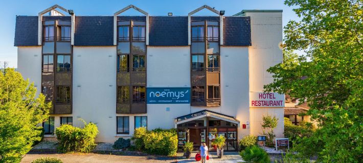 Logis Hotel Noemys Brive - Restaurant le Teinchurier Hotels in Correze