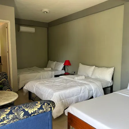 El Krimphoff Resort