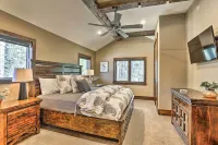Walk to Lift: Luxe Villa w/ Hot Tub in Copper Mtn - balcony