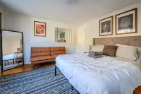 5BD/2BA Cabin-Style Home in the Heart of Norwich, Close to Casinos