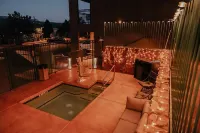 Southwest Inn at Sedona - Hot Tub