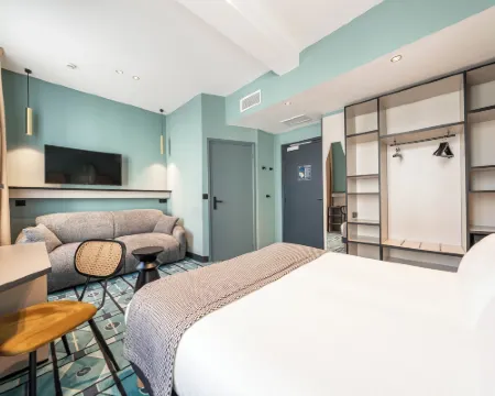 Hôtel CASA MOHO - Juan-Les-Pins アンティーブのホテル