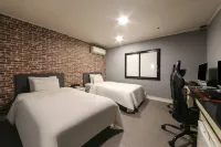 群山Hotel May - 停車場