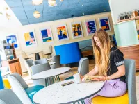 أول سيزونز نايس إيربورت أريناس فنادق في نيس