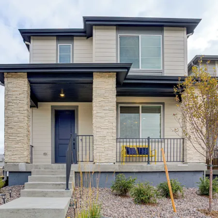 Great for Families! Newly Built Home in Aurora