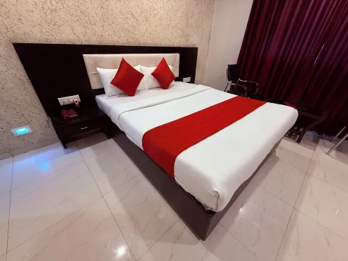 Hotel Arya Residency Rabale - Apartments
