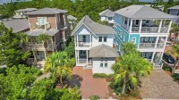 3 Ensuite Bedrooms, Porches & BBQ Near Inlet Beach 30A Ciel Bleu by Avantstay