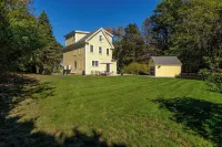 Pepperrell Place - Home for 6 - Kitchens