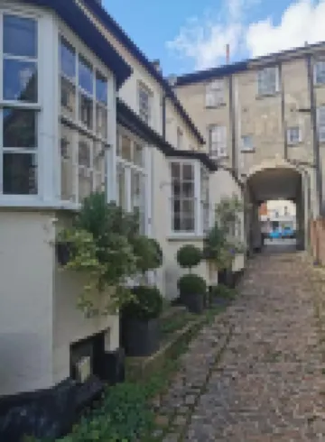 17th Century Coach House - Pet & Family Friendly