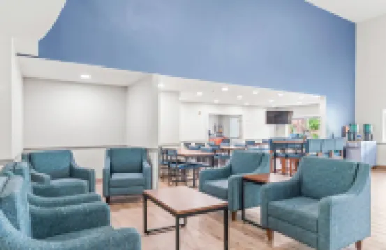Quality Inn & Suites on the River