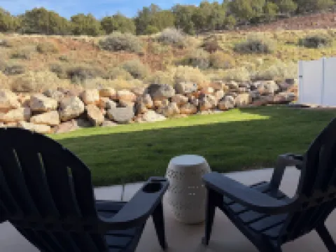Pet Friendly Harry Potter Themed Two King Size Beds Cozy Mountain View’s!
