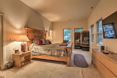 Downtown Manitou Springs Home Tranquil Creek View - Wifi