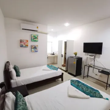 Phet Cha-am Plaza&Resort Hotels near Premium Outlet Cha-am