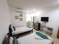 Phet Cha-am Plaza&Resort