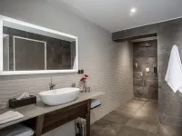 Hôtel & Restaurant Sodade Hotels in Cantal