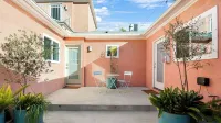 The Gower Street Bungalows by AvantStay - Bungalows