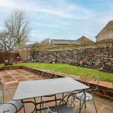 Host and Stay 36 Hardy Meadows Hotel Exterior