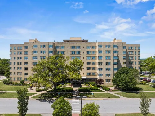 Hotel Phillips Hotels in Bartlesville