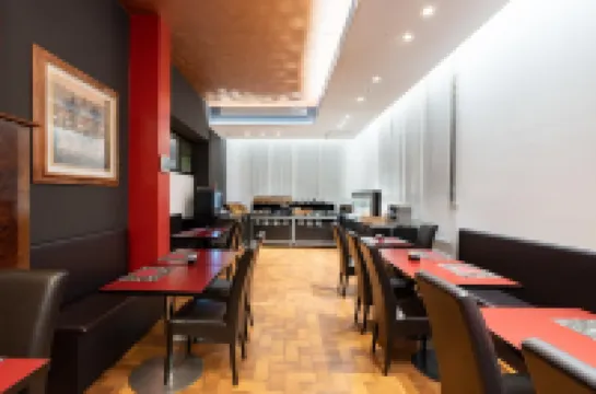 Jet Hotel, Sure Hotel Collection by Best Western