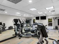 Holiday Inn Express & Suites SAVANNAH - MIDTOWN by IHG Hotels near Hunter Golf Course