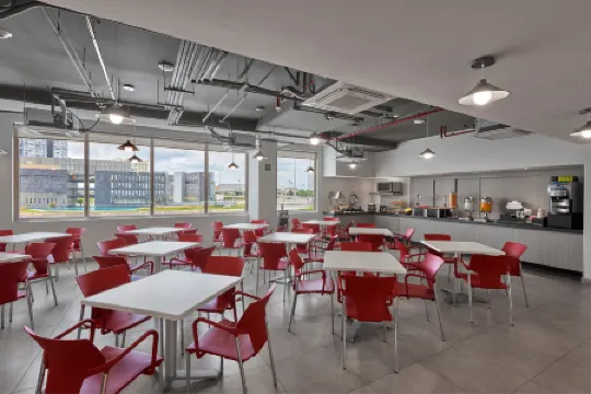 City Express Junior by Marriott Aguascalientes Centro