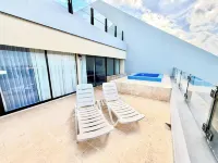 คอนโดในโอเชี่ยน ฟรอนท์ รีสอร์ท