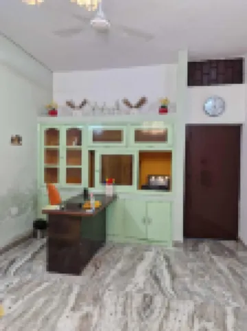 ทีเอ็นซี ลัคเนา บาย เดอะ โนแมด เคฟ โฮสเทล