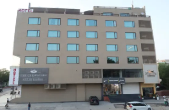 Hotel the Crown Inn Jhunjhunu Hotels in Jhunjhunu