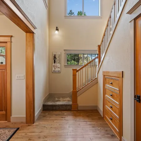 Craftsman-Style Awbrey Home Features Gas BBQ by Redawning