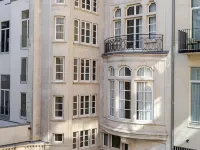 Faubourg 21 Hotels near Royal Palace